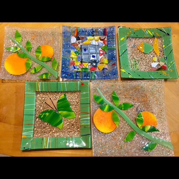 Piscitelli Fused Glass Plate (Small) - Picture 6 of 6